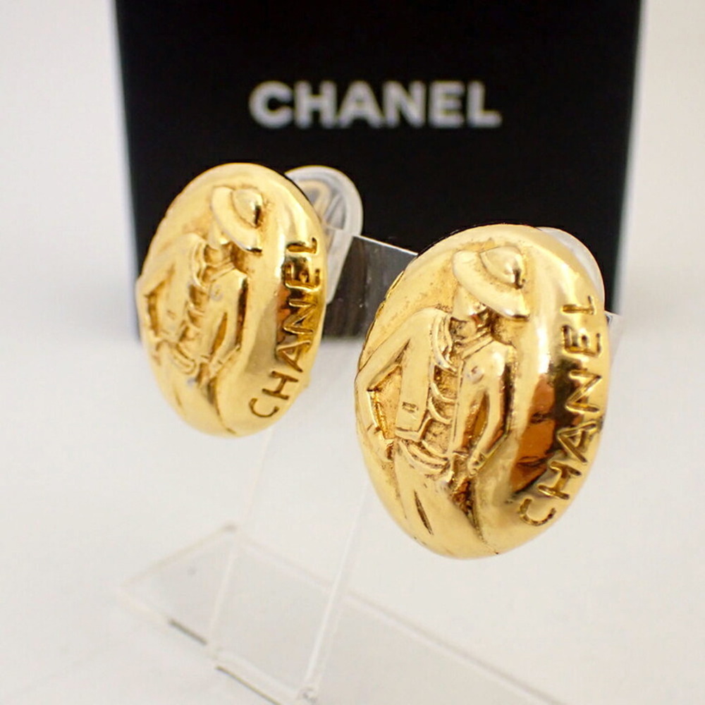 CHANEL Authentic Gold Earrings - Picture 3 of 11